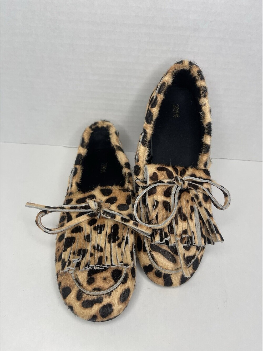 Zara Animal Print Leather & Sheepskin Loafers – Leopard Calf‑Hair Tassel Style